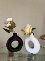 Dudi Donut Vase (Black & White)